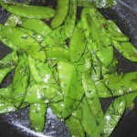 Snow Peas with Garlic & Dill